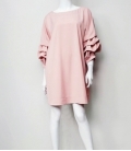Vestido corto rosa en gabardina talla grande